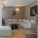 Sansa Villa
