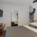 Sansa Villa *