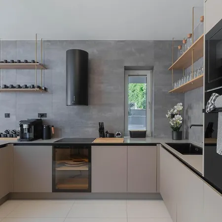 Sansa Villa Klis