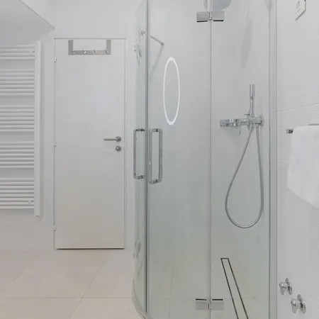 Sansa Villa *