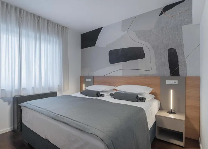 Sansa Вилла Klis