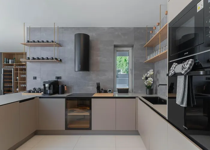 Sansa Вилла Klis